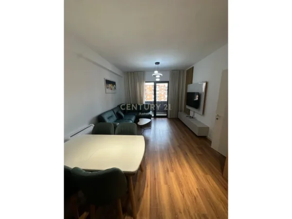 Tirane, jepet me qera apartament 2+1 Kati 5, 105 m² 750 € (Astir)