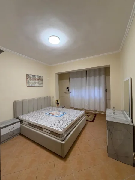 Tirane, jepet me qera apartament 1+1 Kati 4, 60 m² 470 € (STACIONI I TRENIT)