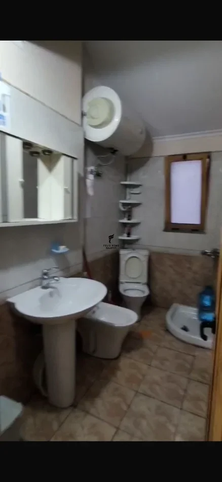 Tirane, jepet me qera apartament 1+1 Kati 6, 58 m² 400 € (SIRI KODRA)