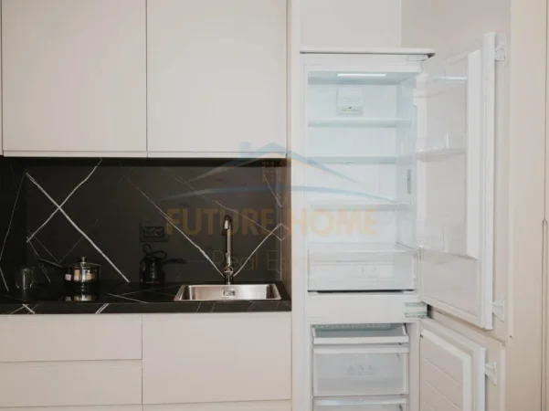 Tirane, jepet me qera apartament 2+1 Kati 3, 60 m² 1.000 € (Myslym Shyr)
