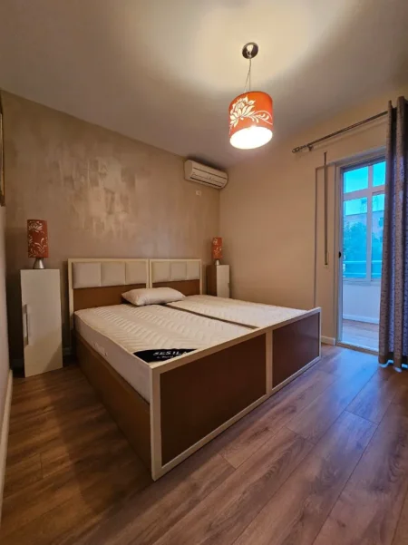 Tirane, shitet apartament 1+1+Ballkon Kati 3, 66 m² 163.000 € (Rruga Mine Peza)
