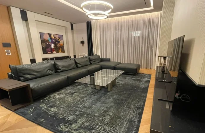 Tirane, shitet Vile 3 Katshe , 271 m² 1.000.000 € 