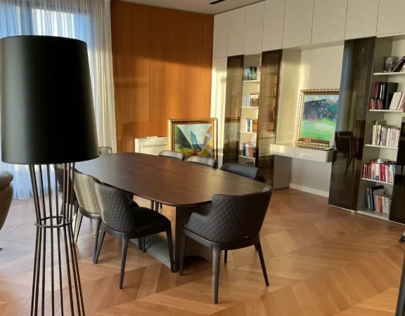 Tirane, shitet Vile 3 Katshe , 271 m² 1.000.000 € 