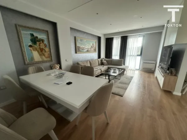 Tirane, shitet apartament 2+1 Kati 9, 139 m² 187.000 € (Rruga: "Sokrat Miho")