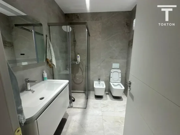 Tirane, shitet apartament 2+1 Kati 9, 139 m² 187.000 € (Rruga: "Sokrat Miho")