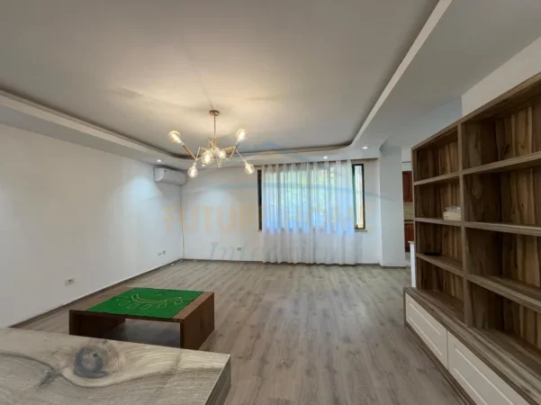 Tirane, jepet me qera apartament 2+1+Ballkon Kati 1, 112 m² 649 € (Shkolla Baletit)