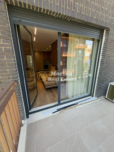 Tirane, jepet me qera apartament 1+1 Kati 3, 55 m² 500 € (Ish Fusha E Aviacionit)