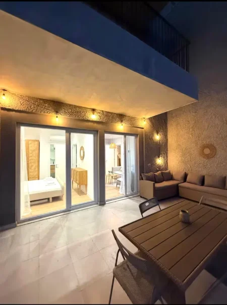 Dhermi - Palase, shitet apartament 1+1 Kati 2, 97 m² 300.000 € 