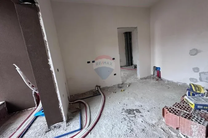 Tirane, shitet 1+1 , 68 m² 81.732 € (Paskuqan)