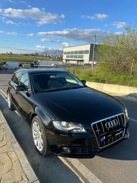 Tirane, shes makine , e zeze automatik 6.500 €