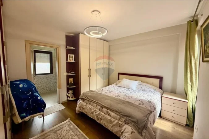 Tirane, shitet apartament , 315.000 € 