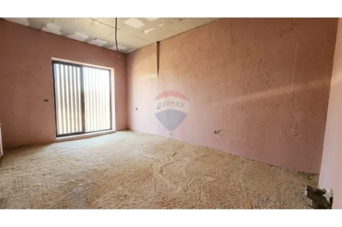 Tirane, shitet apartament duplex , 240 m² 525.801 € 