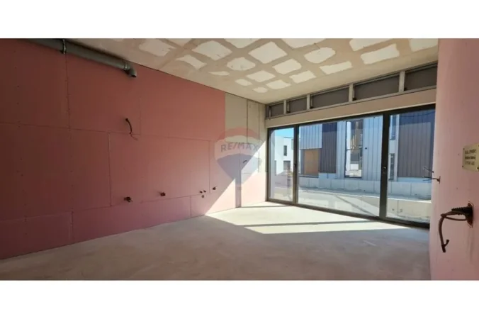 Tirane, shitet apartament duplex , 240 m² 525.801 € 