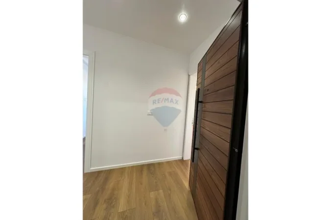 Tirane, shitet apartament , 75 m² 193.000 € 