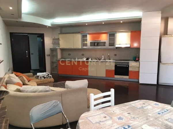Tirane, jepet me qera apartament 2+1 Kati 5, 113 m² 650 € (kodra e diellit)