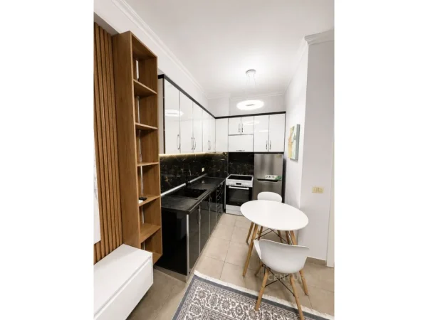 Tirane, shitet apartament 1+1 Kati 7, 65 m² 120.000 € (astir)