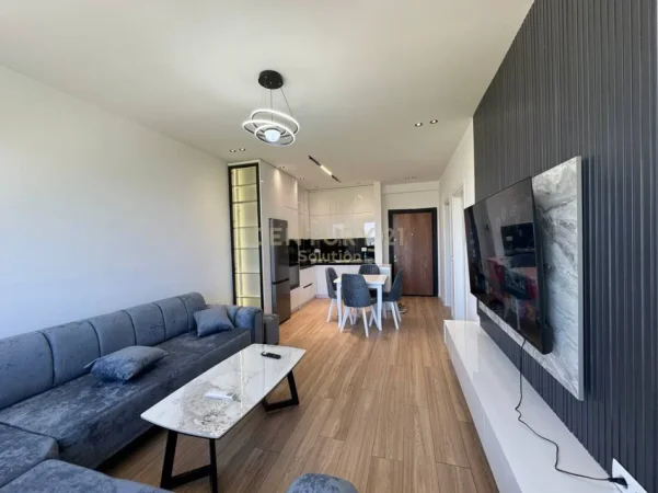 Tirane, jepet me qera apartament 1+1 Kati 4, 64 m² 500 € (astir)