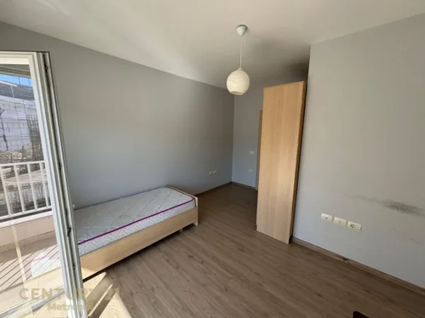 Tirane, shitet apartament 2+1+Ballkon Kati 2, 128 m² 244.000 € (kopshti botanik)