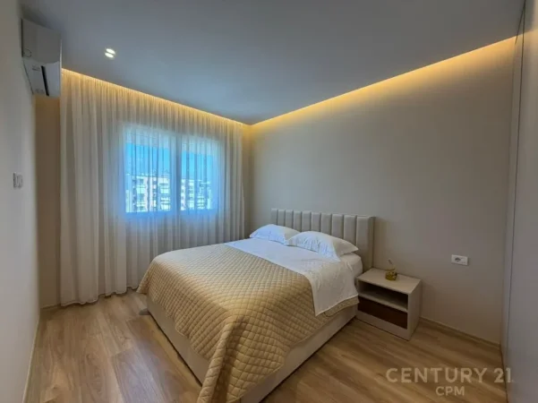 Tirane, jepet me qera apartament 1+1 Kati 8, 70 m² 700 € (sheshi avni rustemi)