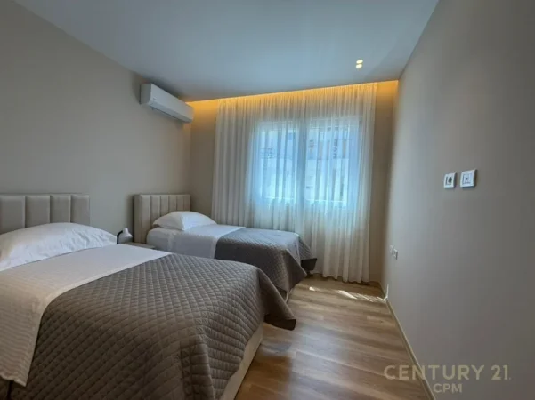 Tirane, jepet me qera apartament 3+1 Kati 8, 117 m² 1.200 € (sheshi avni rustemi)