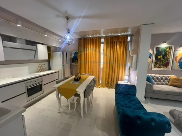 Shqiperi, jepet me qera apartament 2+1 Kati 2, 89 m² 1.100€ (Kopshti Zoologjik)