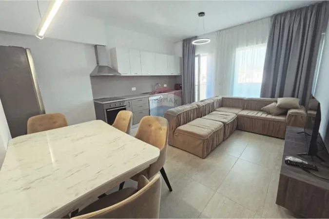 Tirane, jepet me qera apartament 2+1 , 90 m² 650 € (Dritan Hoxha)
