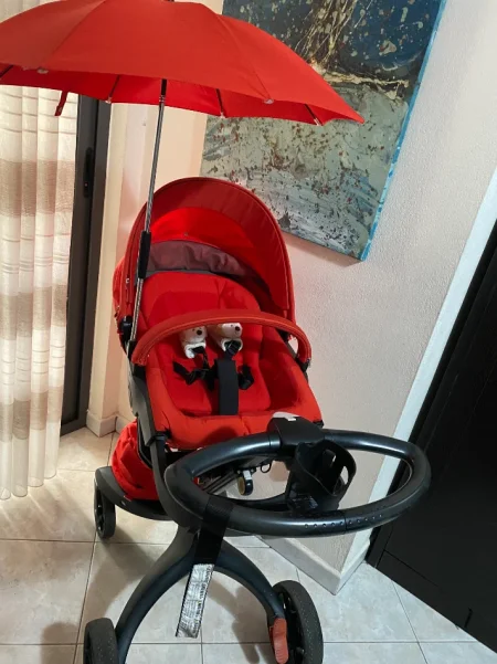 Tirane, shes Karroce Stokke V5 blere ne USA 450 €