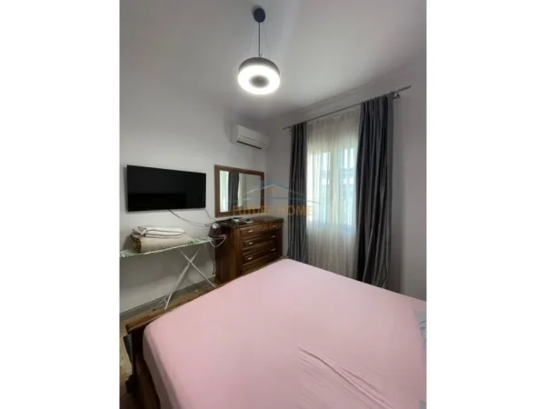 Tirane, jepet me qera apartament 2+1 Kati 3, 82 m² 700 € (RRUGA E DURRESIT)