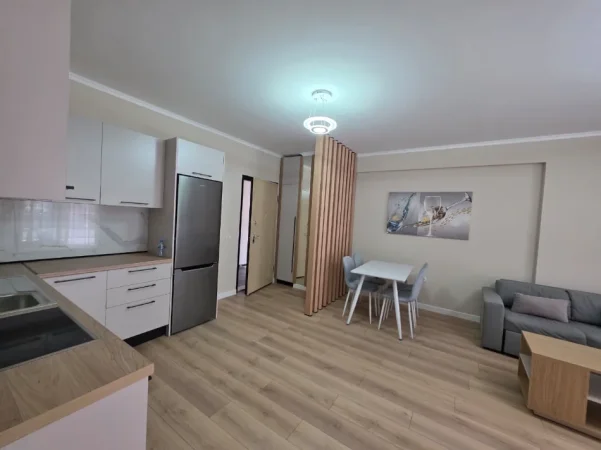 Tirane, shitet apartament 2+1+Ballkon Kati 1, 87 m² 188.000 € (Rruga Muzaket)