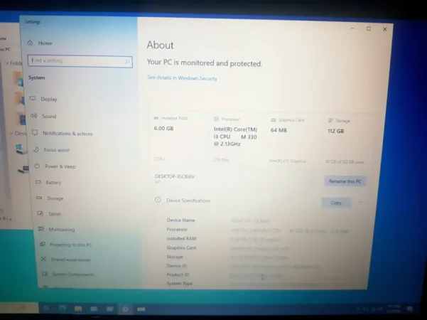 Lushnje, shes Laptop Laptop Toshiba Satellite L670 Intel Core i3 330M . 65 mij lek te vjetra ( lexoni te dhenat )
