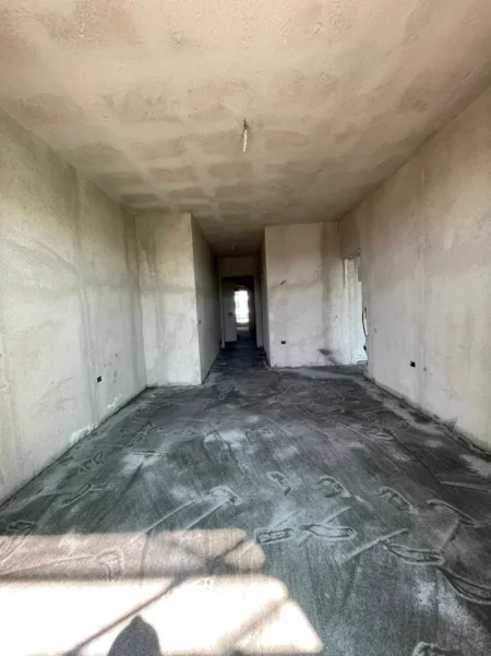 Tirane, shitet garsonier 1+1 , 38 m² 80.000 € (kaheraman ylli)