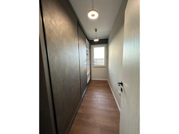 Tirane, jepet me qera apartament 2+1 , 200 m² 1.500 € (Delijorgji)
