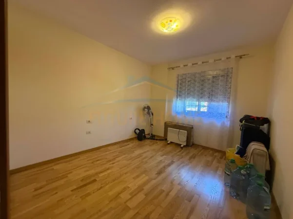 Tirane, shitet apartament 2+1+2+Ballkon Kati 6, 106 m² 164.000 € (Misto Mame)