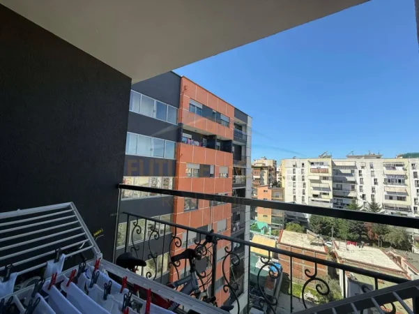 Tirane, shitet apartament 2+1+2+Ballkon Kati 6, 106 m² 164.000 € (Misto Mame)