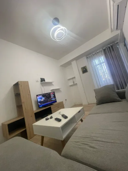 Tirane, jepet me qera apartament 2+1 Kati 2, 91 m² 415 € (Fresk)