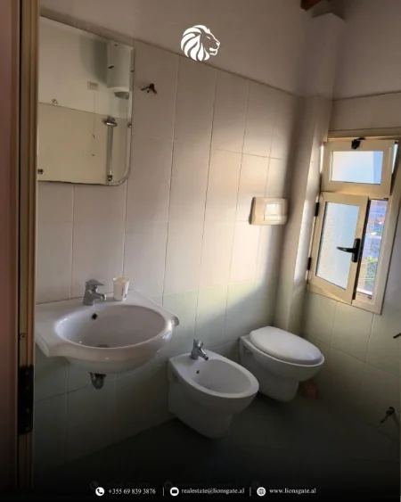 Tirane, jap me qera 2+1 , 80 m² 400 € 
