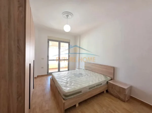 Tirane, jepet me qera apartament 2+1 Kati 7, 105 m² 400 € (Yzberisht)