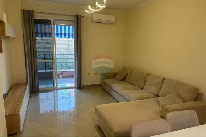 Tirane, jepet me qera apartament 1+1+Ballkon Kati 3, 60 m² 475 € (Kodra e Diellit Eleonora)