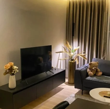 Tirane, jepet me qera apartament 2+1 Kati 5, 62 m² 700 € (Selitekomuna Parisit)