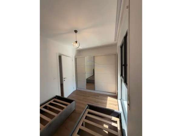 Tirane, jepet me qera apartament 2+1+2 Kati 1, 110 m² 700 € (AKSES TIRANA , Ish Dogana)