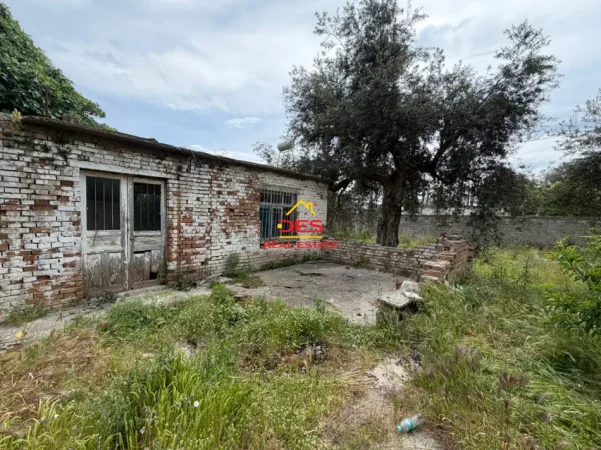 Vlore, shitet shtepi Kati 0, 66 m² 110.000 € (Rruga Janaq Kilica)