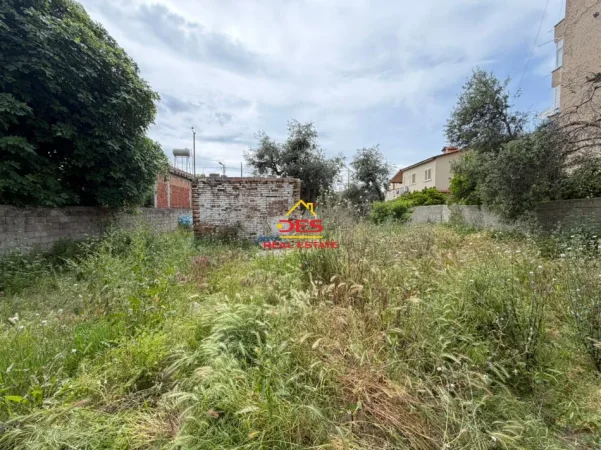 Vlore, shitet shtepi Kati 0, 66 m² 110.000 € (Rruga Janaq Kilica)