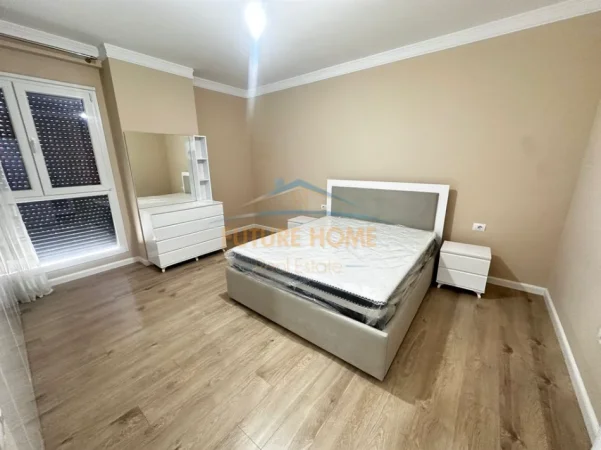 Tirane, jepet me qera apartament 2+1+Ballkon Kati 3, 103 m² 530 € (Color Splash)