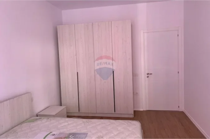 Tirane, jepet me qera apartament 1+1 Kati 5, 79 m² 450 € (Urban Gate)