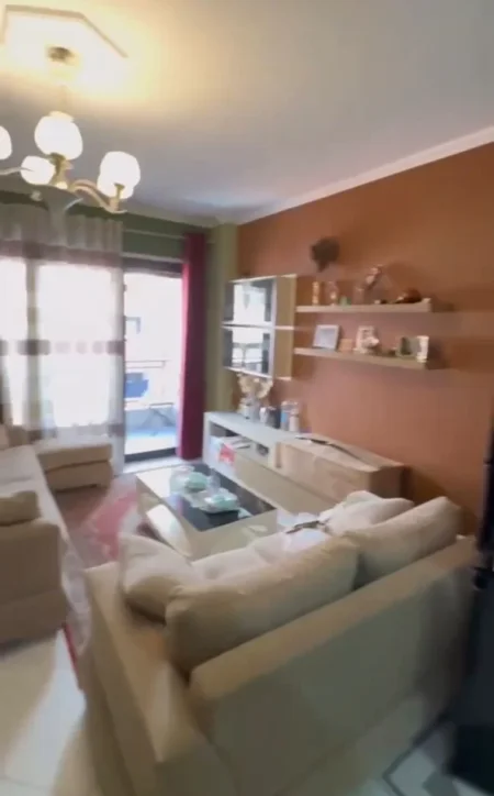 Tirane, shitet apartament 3+1+Ballkon Kati 5, 87 m² 160.000 € 