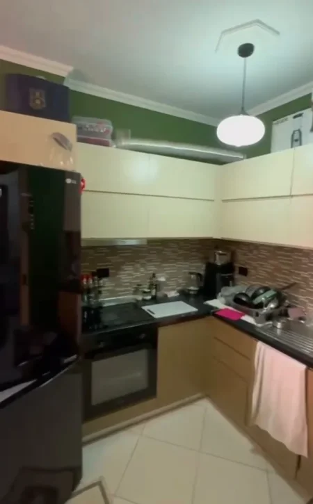 Tirane, shitet apartament 3+1+Ballkon Kati 5, 87 m² 160.000 € 
