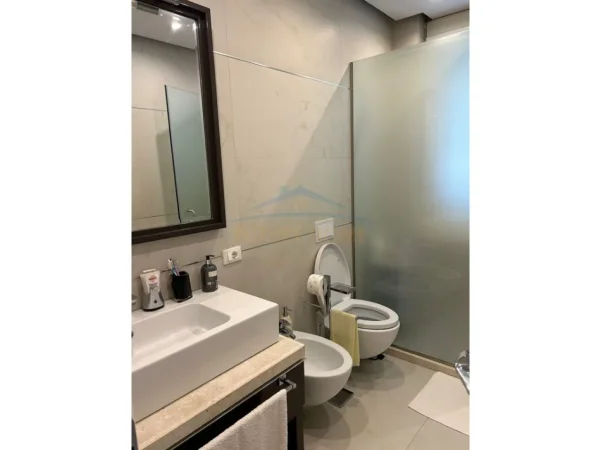 Tirane, shitet apartament 3+1+3+2 GARAZHE Kati 3, 167 m² 520.000 € (KODRA E DIELLIT 1)
