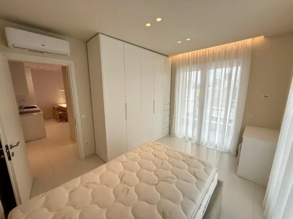 Tirane, jepet me qera apartament 2+1 Kati 8, (jordan misja)