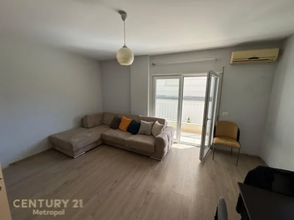 Tirane, shes apartament 2+1 Kati 2, 128 m² 244.000 € (Kopshti Botanik)
