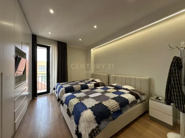 Tirane, jepet me qera apartament 2+1 Kati 9, 116 m² 205.000 € (astir)